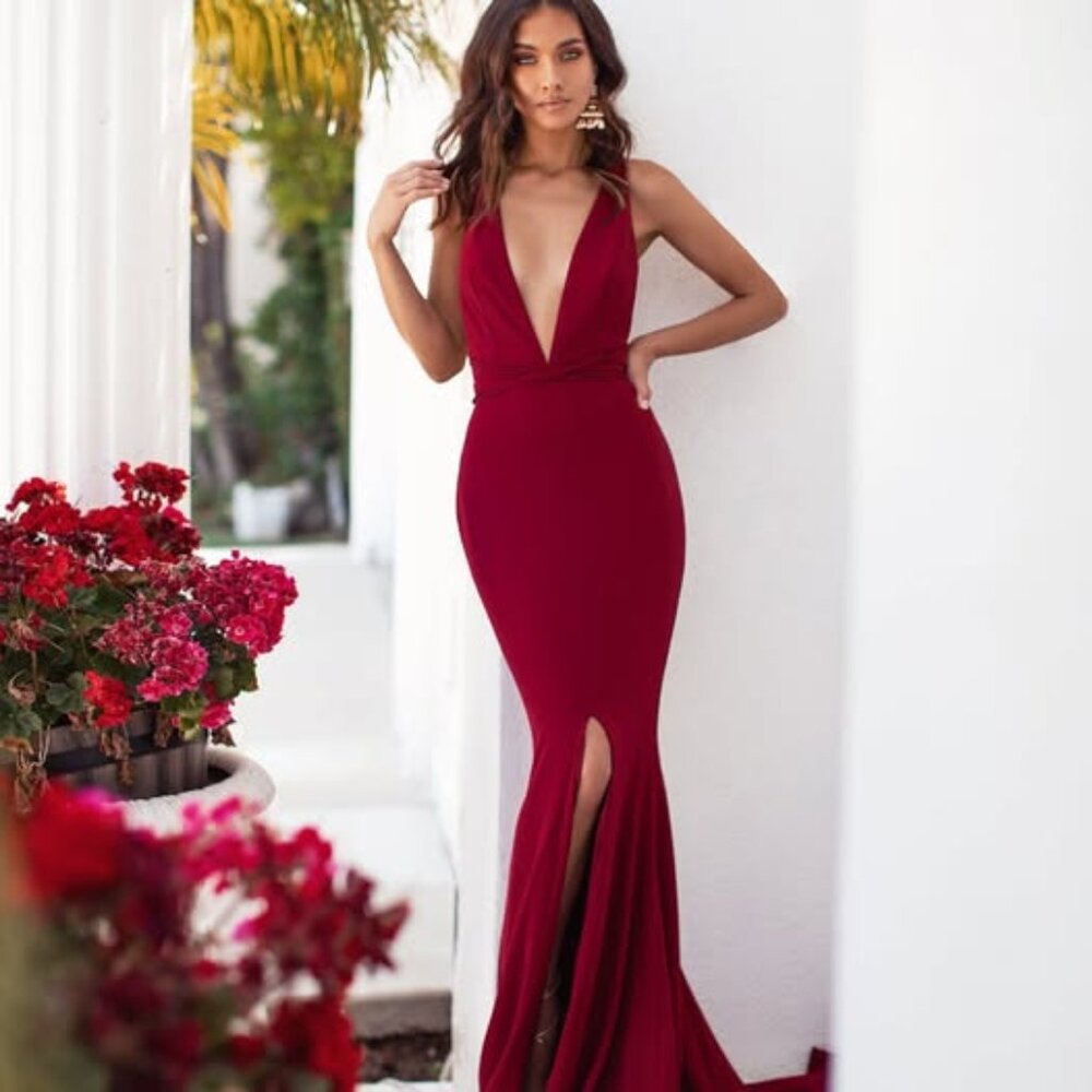 Alamour the Label Julianne Burgundy prom & pageant gown - Size XS